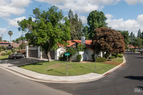 $320,000 | Undisclosed Address, Bakersfield, CA 93309