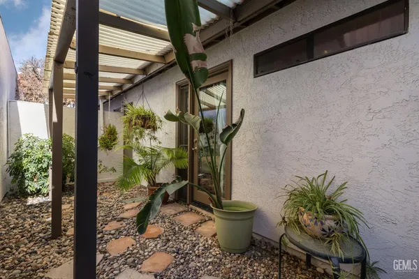 $320,000 | Undisclosed Address, Bakersfield, CA 93309