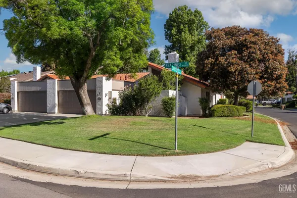 $320,000 | Undisclosed Address, Bakersfield, CA 93309