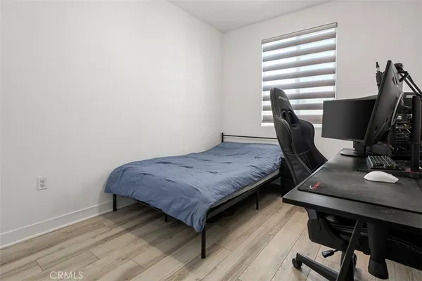 $719,000 | 9914 Artesia Boulevard, Unit 302, Bellflower, CA 90706