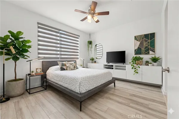 $719,000 | 9914 Artesia Boulevard, Unit 302, Bellflower, CA 90706