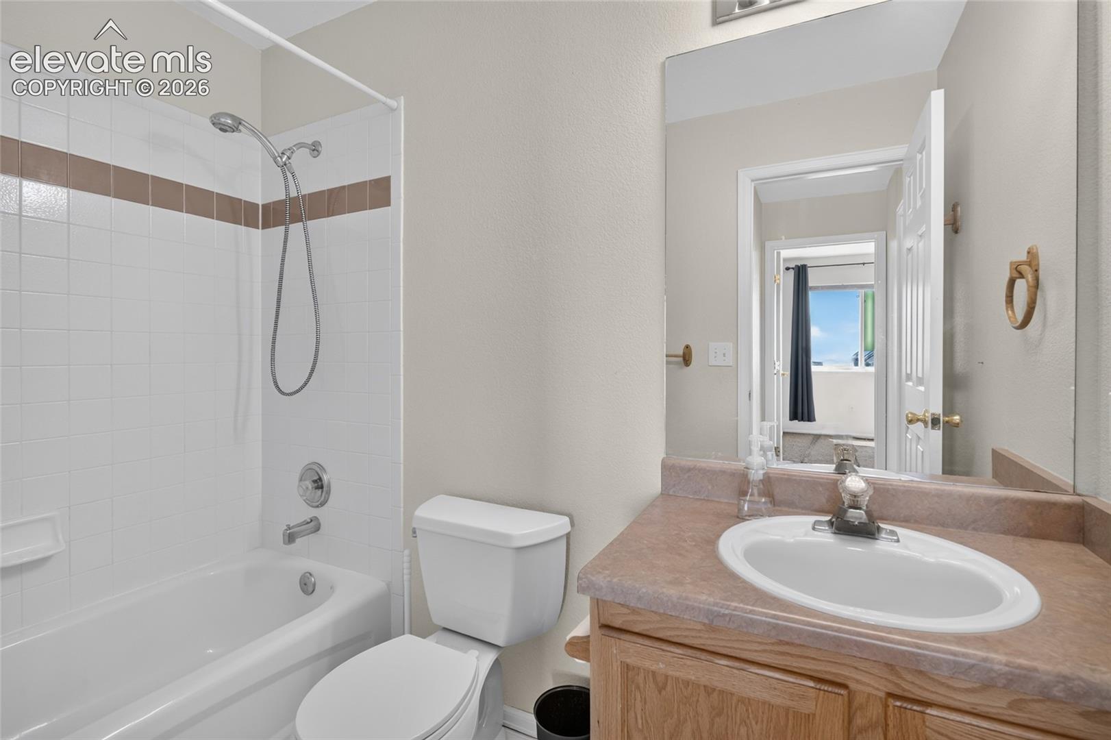 11515 Calgary Road Peyton, CO 80831 - Photo 22 of 35 Secondary Bathroom