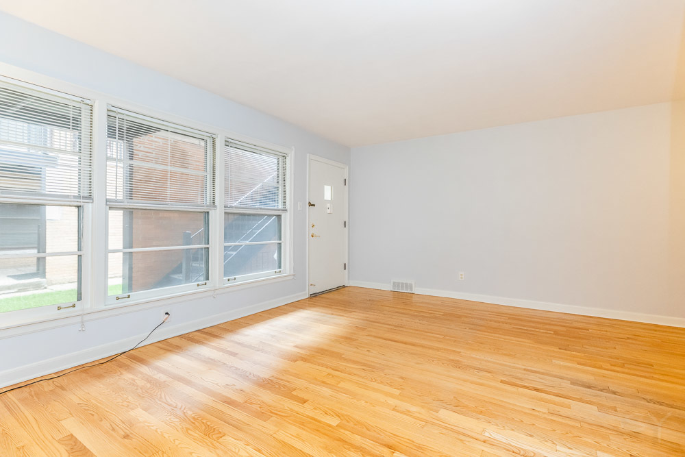 7221 Division Street, Unit 4 River Forest, IL 60305 - Photo 6 of 17 a view of an empty room with a window