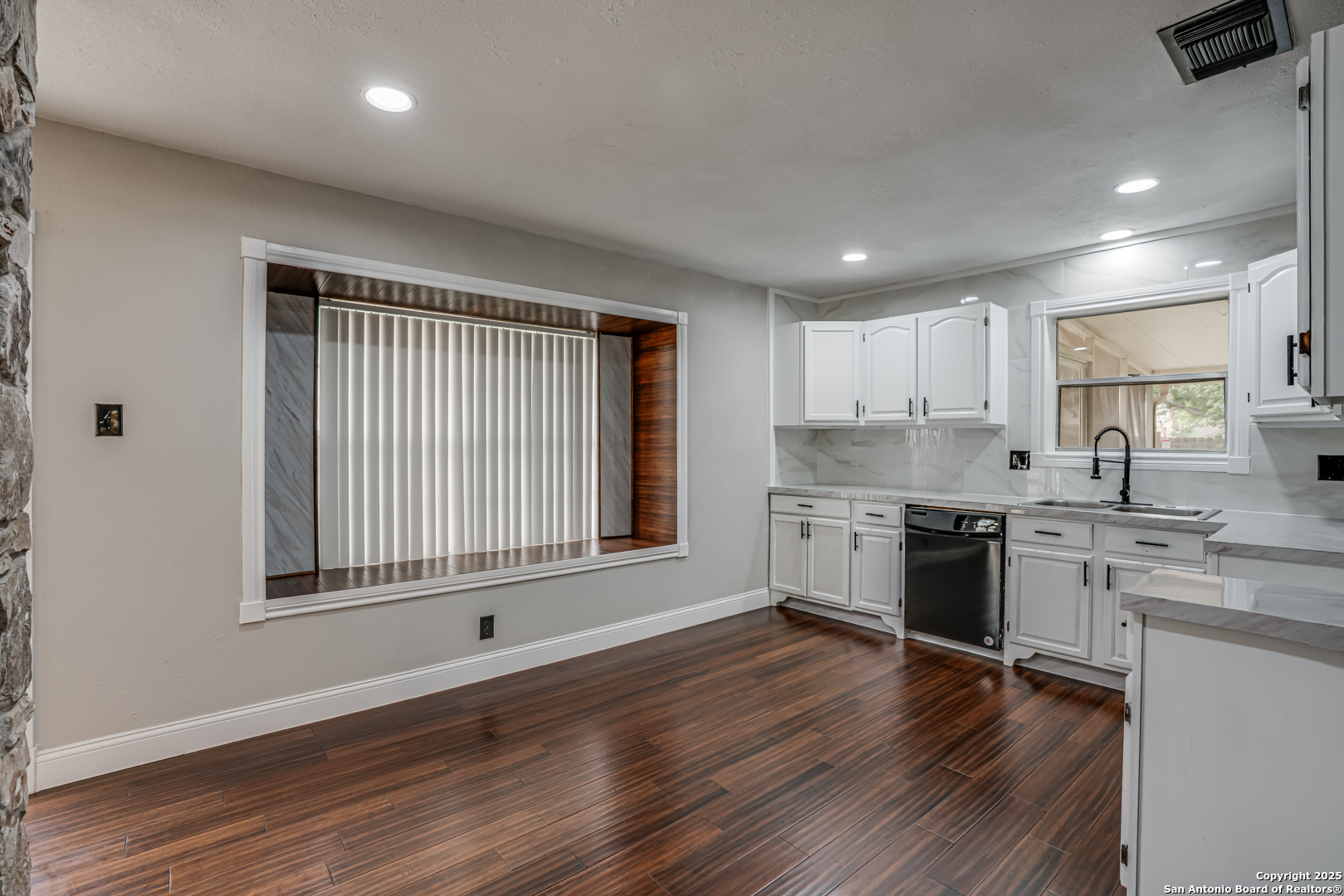 3330 Turnabout Loop Schertz, TX 78108 - Photo 11 of 30