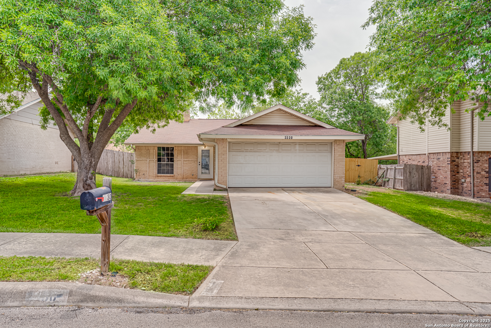 3330 Turnabout Loop Schertz, TX 78108 - Photo 2 of 30