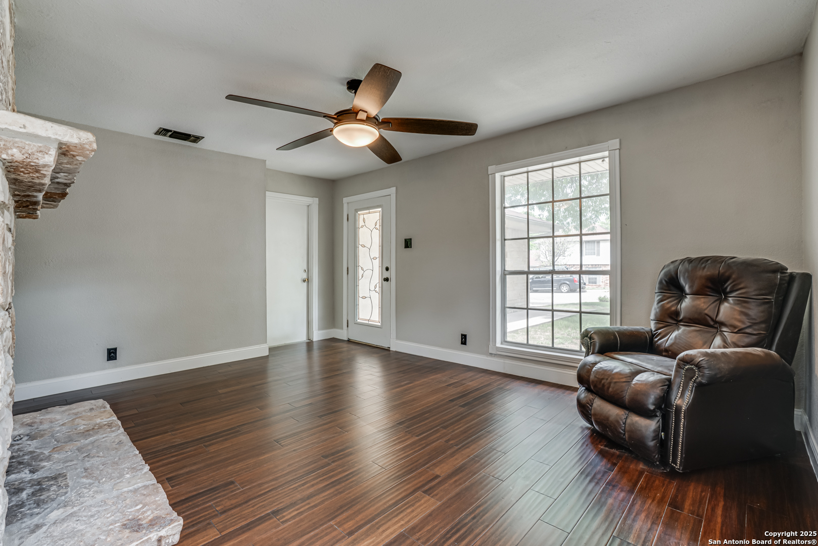 3330 Turnabout Loop Schertz, TX 78108 - Photo 7 of 30