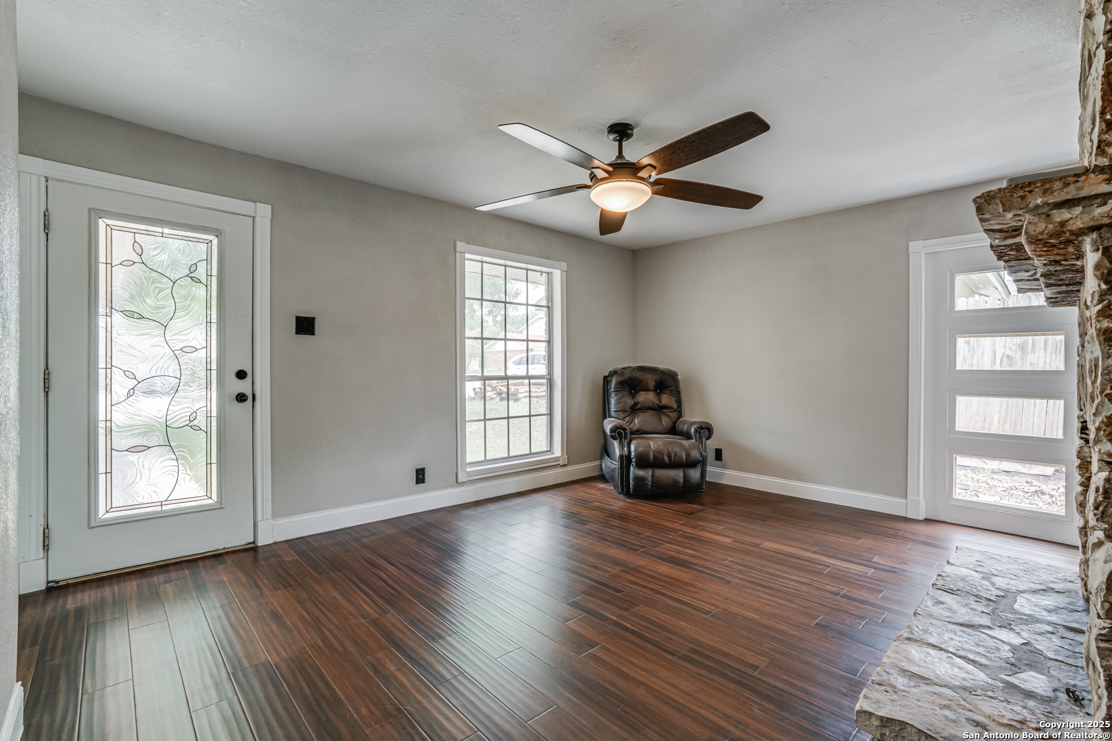 3330 Turnabout Loop Schertz, TX 78108 - Photo 8 of 30