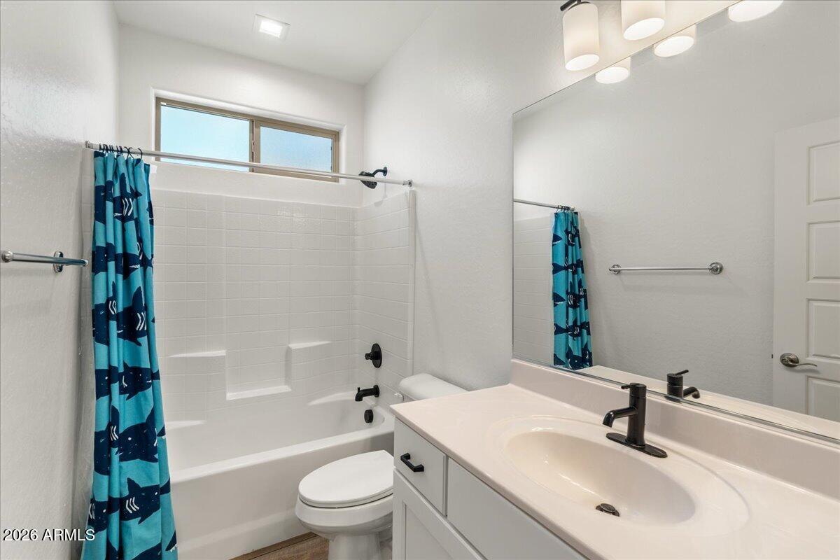 519 Cleopatra Hill Road Clarkdale, AZ 86324 - Photo 22 of 42 24-Bathroom
