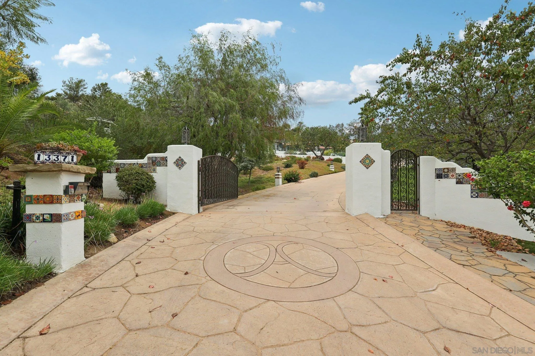 13371 Summit Circle Poway, CA 92064 - Photo 4 of 75