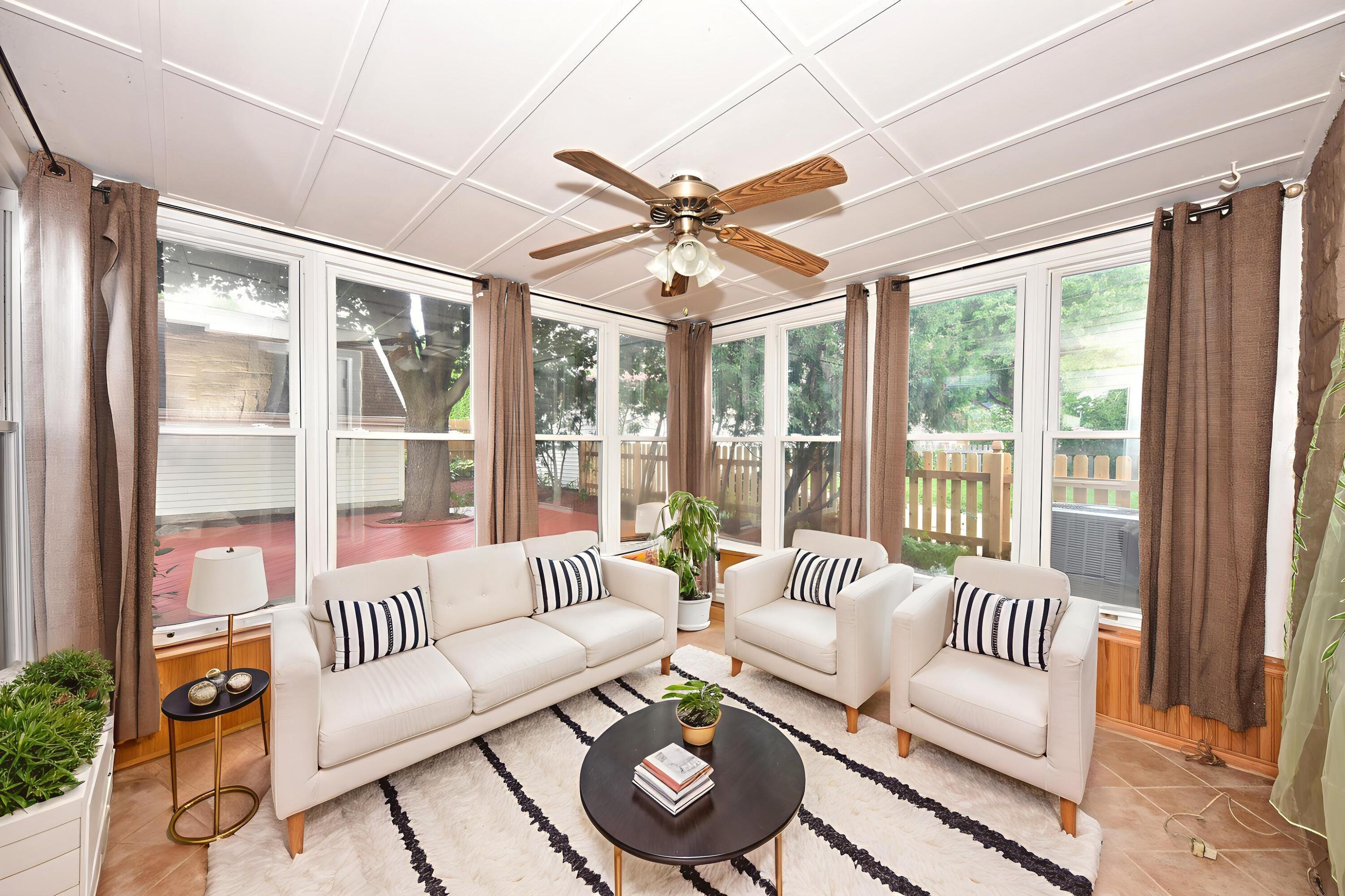 2721 North 72nd Street Milwaukee, WI 53210 - Photo 22 of 31 EUP_0478 - Living Room - Scandinavian -