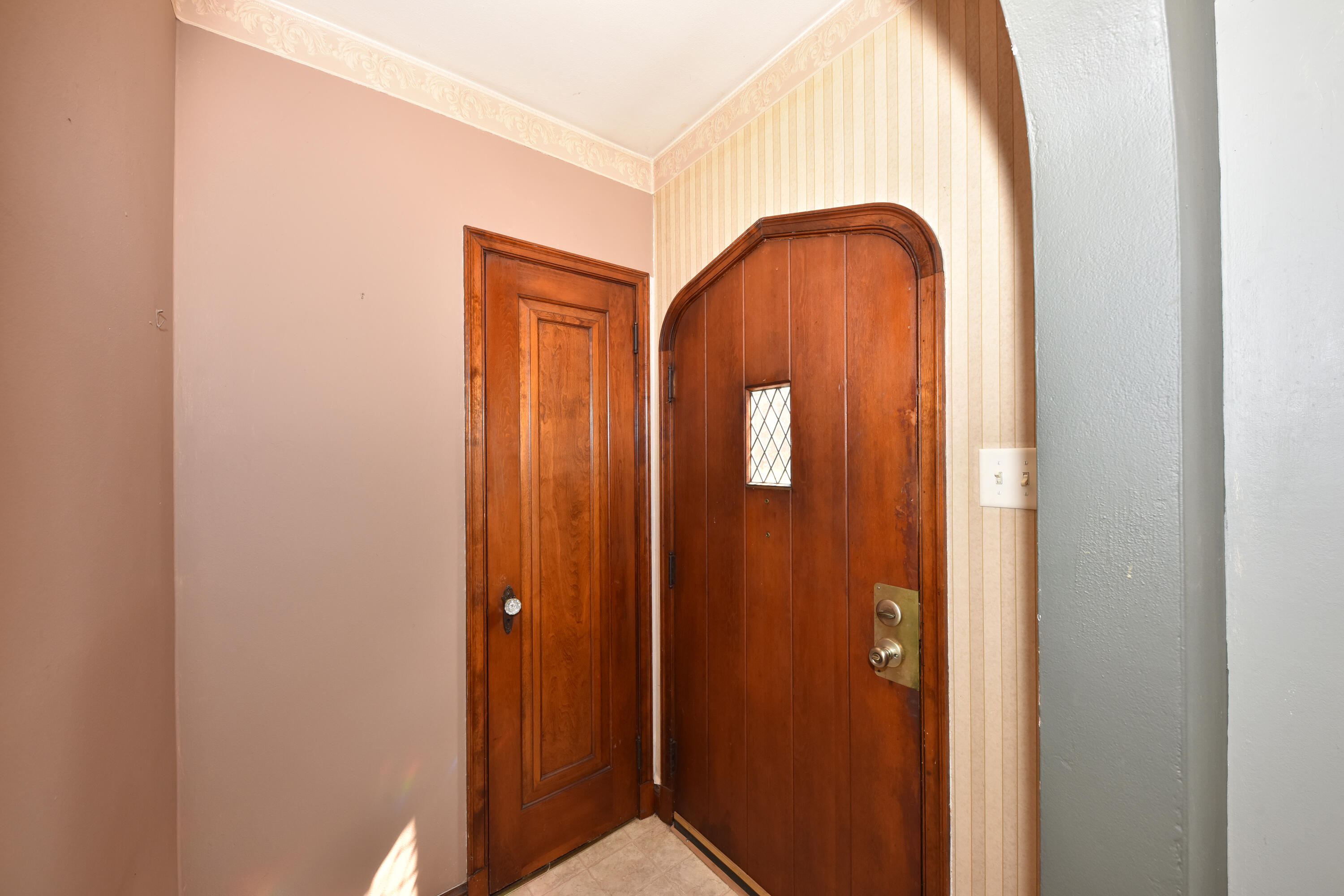 2721 North 72nd Street Milwaukee, WI 53210 - Photo 4 of 31 EUP_0459