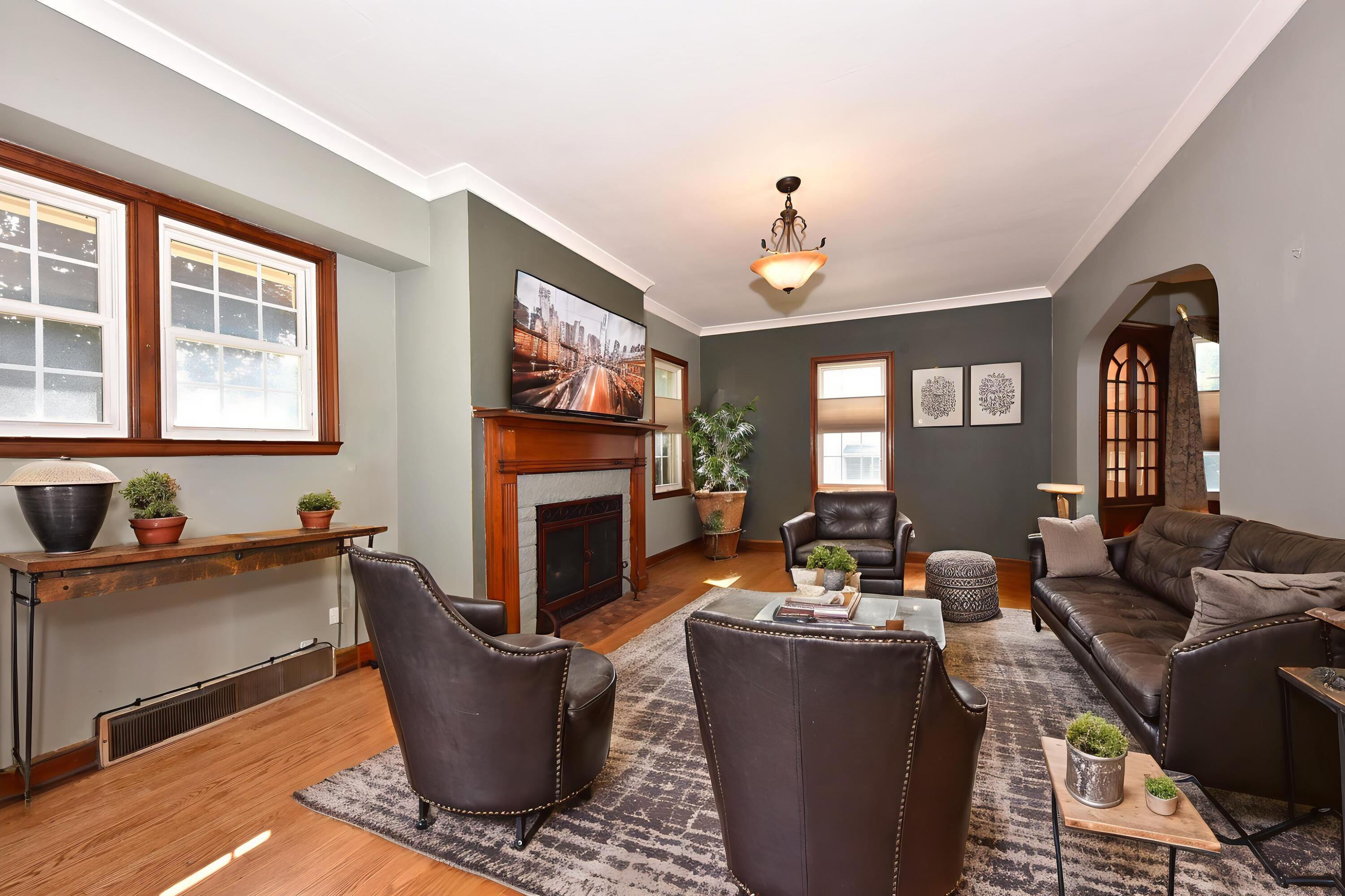 2721 North 72nd Street Milwaukee, WI 53210 - Photo 5 of 31 Virtually Staged