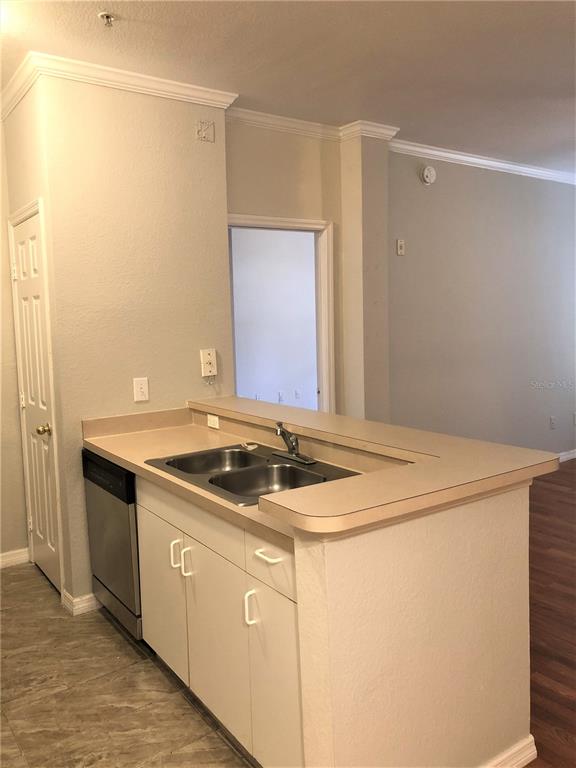 3725 Conroy Road, Unit 2113 Orlando, FL 32839 - Photo 3 of 18