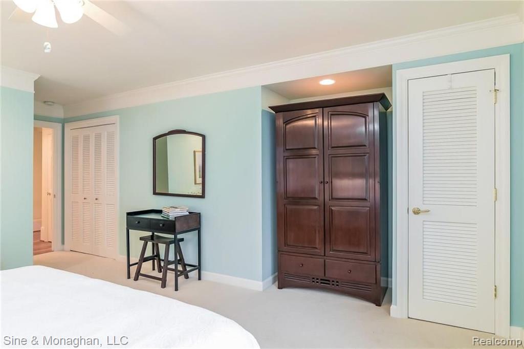 24 Warner Road Grosse Pointe Farms, MI 48236 - Photo 43 of 56