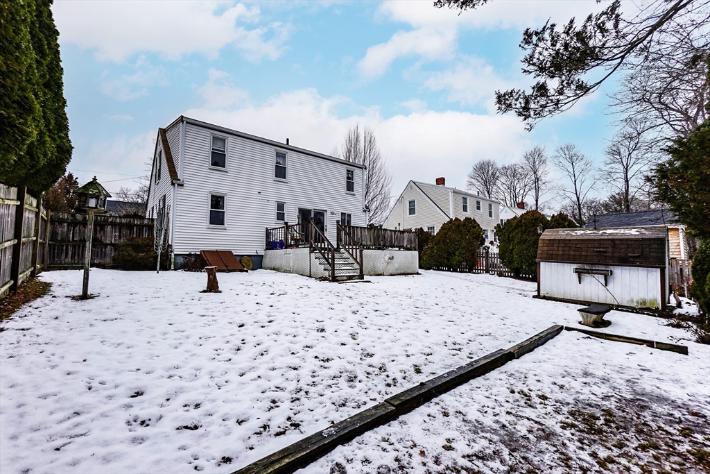 5 Iverson Road Beverly, MA 01915 - Photo 4 of 28 Gallery Image 4