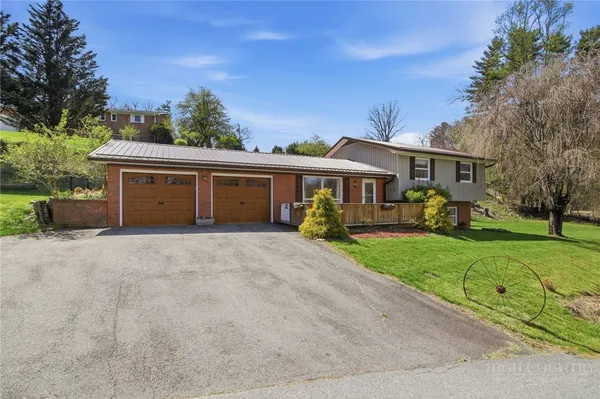 $494,500 | 163 Hidden Valley Circle, Boone, NC 28607