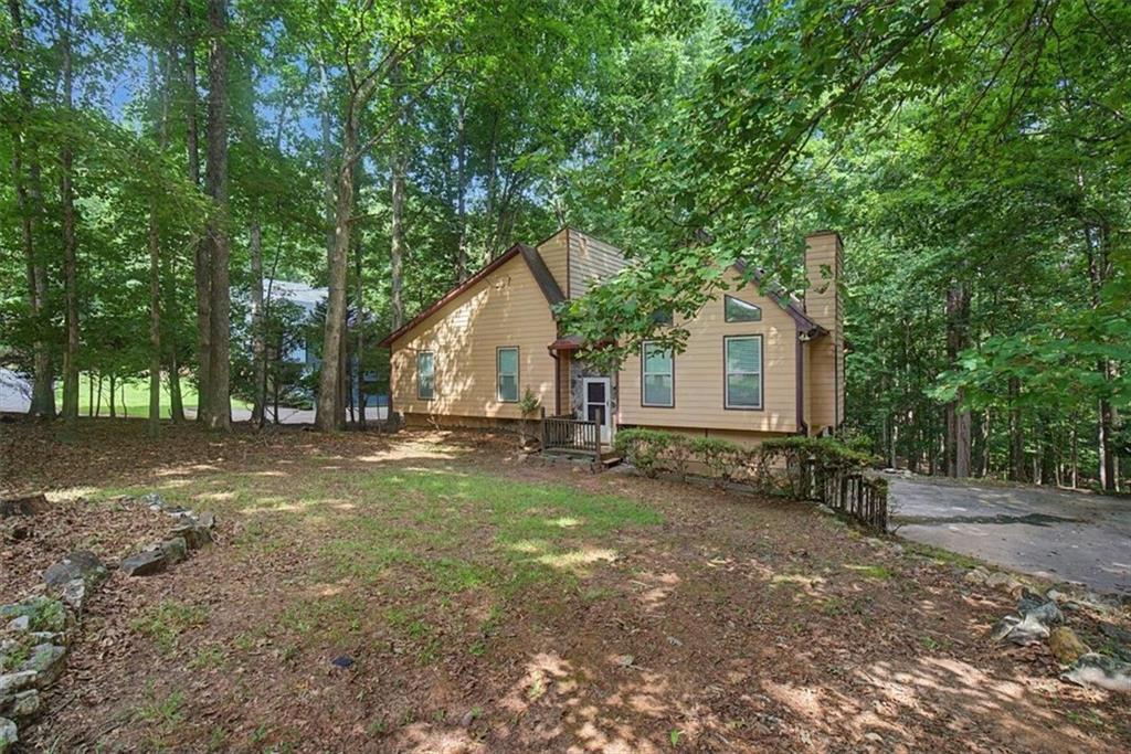 380 North Victoria Road Woodstock, GA 30189 - Photo 4 of 51