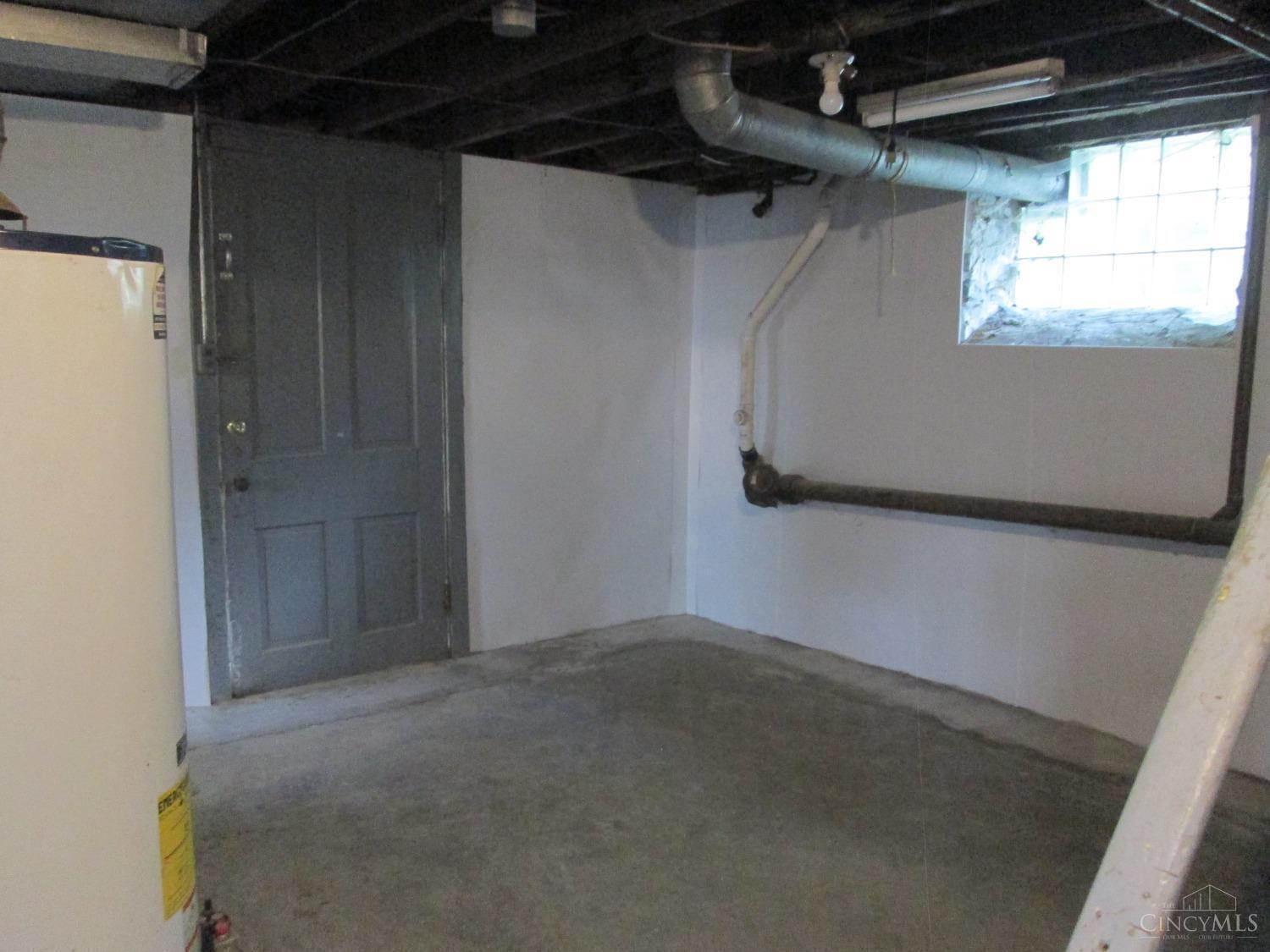 325 Reily Road Wyoming, OH 45215 - Photo 41 of 44