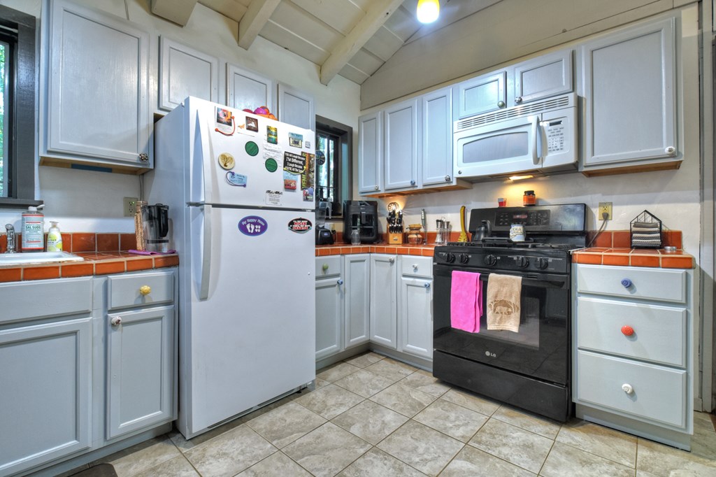 50 Skeenah Trail Blue Ridge, GA 30513 - Photo 9 of 26 Gallery Image 9
