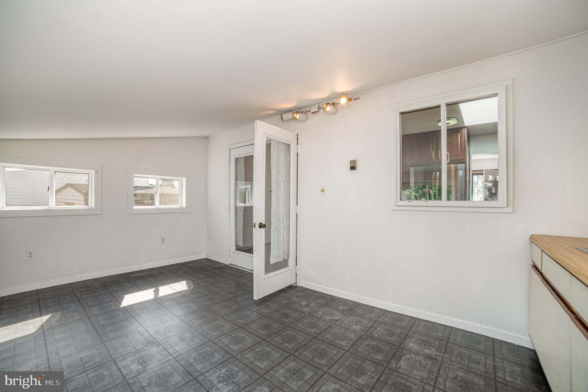 119 Litchfield Road Harrisburg, PA 17112 - Photo 11 of 34 Gallery Image 11