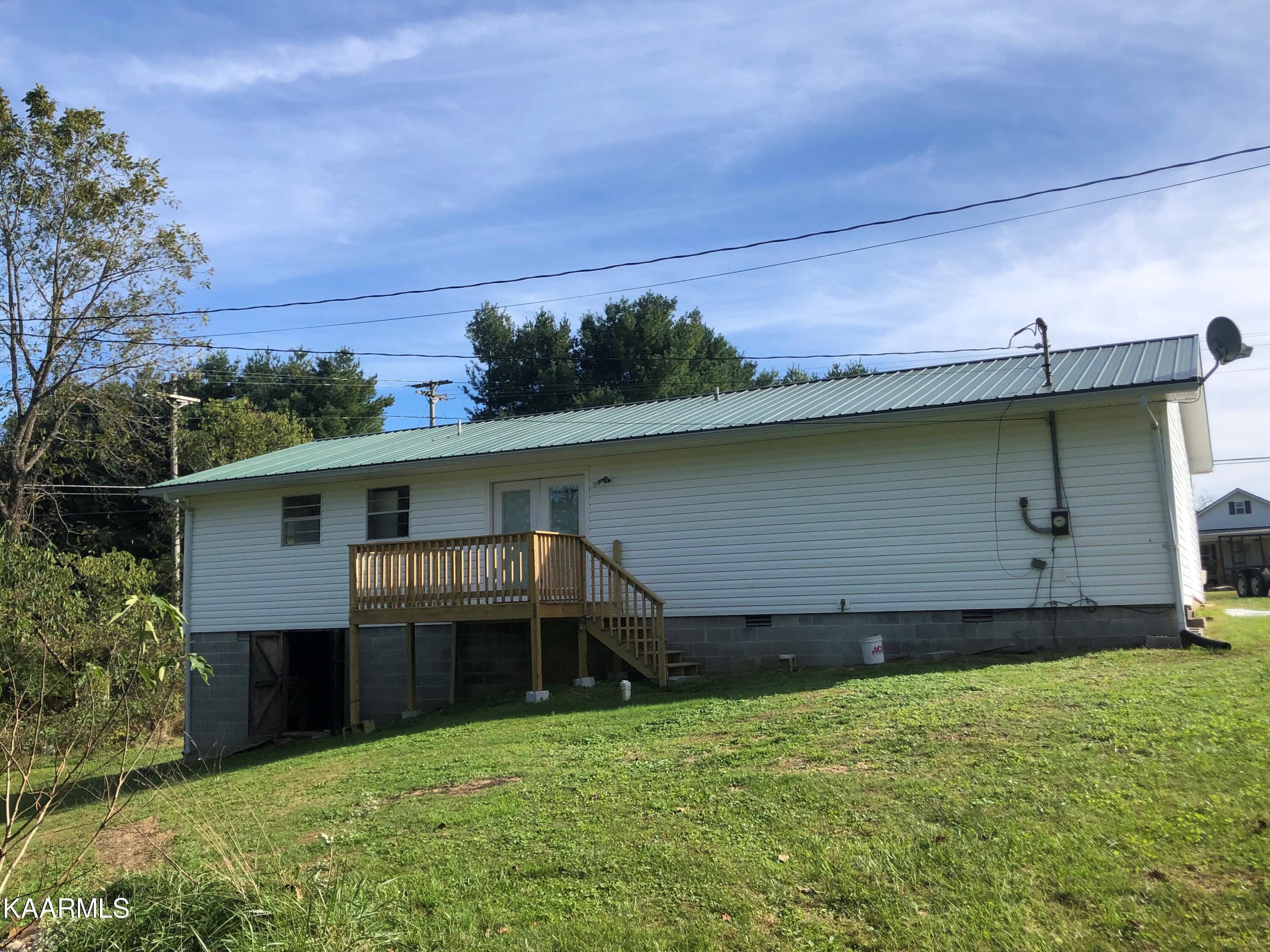 2830 Taylors Chapel Road Crossville, TN 38572 - Photo 19 of 20 Back