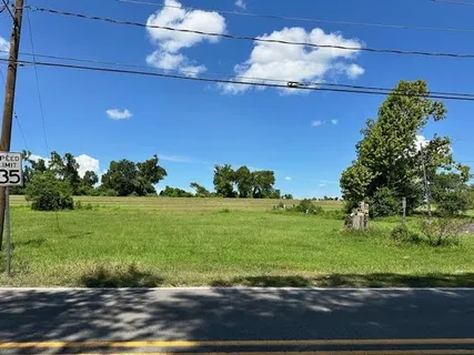 $185,000 | 14952 River Road, Hahnville, LA 70057