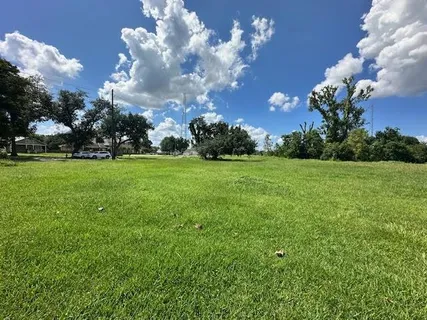 $185,000 | 14952 River Road, Hahnville, LA 70057