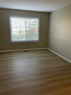 $340,000 | 1607 Camberley Court, Unit 4, Bartlett, IL 60103