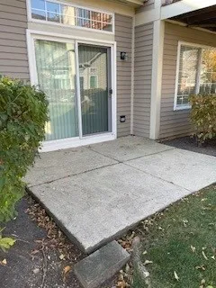 $340,000 | 1607 Camberley Court, Unit 4, Bartlett, IL 60103