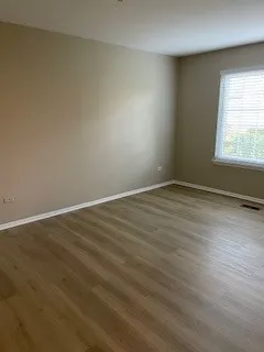 $340,000 | 1607 Camberley Court, Unit 4, Bartlett, IL 60103