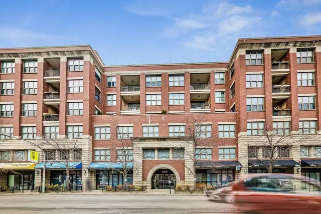 $650,000 | 3140 North Sheffield Avenue, Unit 504, Chicago, IL 60657