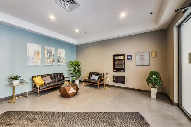 $650,000 | 3140 North Sheffield Avenue, Unit 504, Chicago, IL 60657