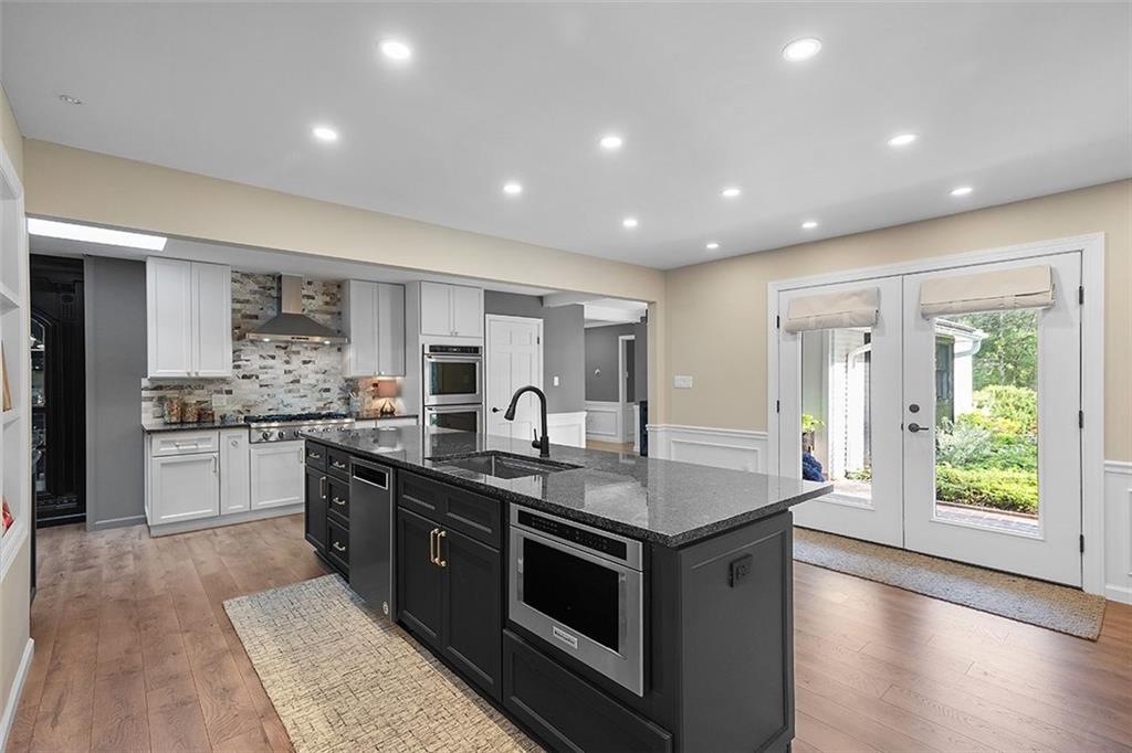 881 Blackburn Road Sewickley, PA 15143 - Photo 8 of 43 Gallery Image 8