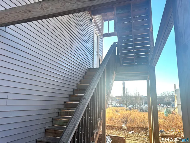 $800 | 6 Grove Court, Waterbury, CT 06710