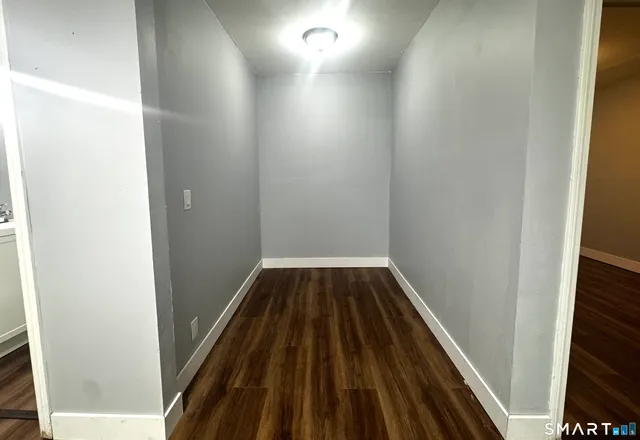 $800 | 6 Grove Court, Waterbury, CT 06710