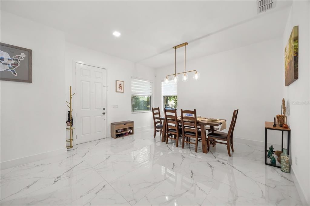 6846 Helmsley Circle Windermere, FL 34786 - Photo 11 of 40