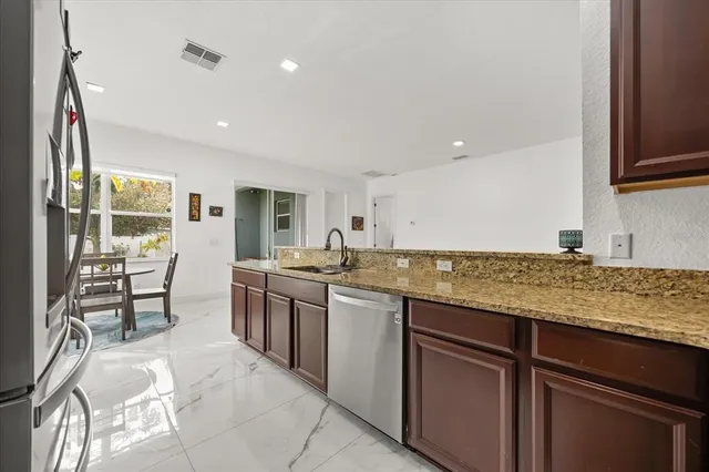 $669,000 | 6846 Helmsley Circle, Windermere, FL 34786