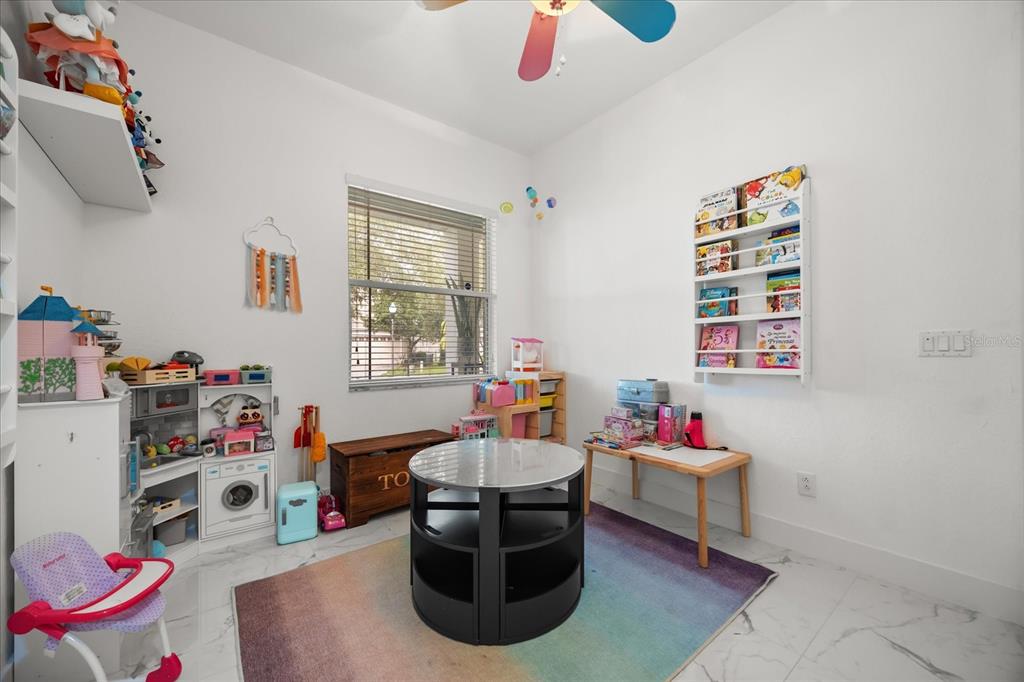 6846 Helmsley Circle Windermere, FL 34786 - Photo 27 of 40