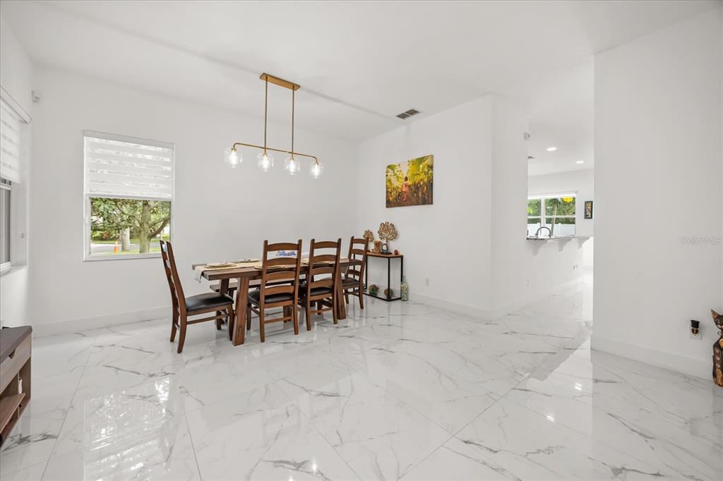 6846 Helmsley Circle Windermere, FL 34786 - Photo 8 of 40