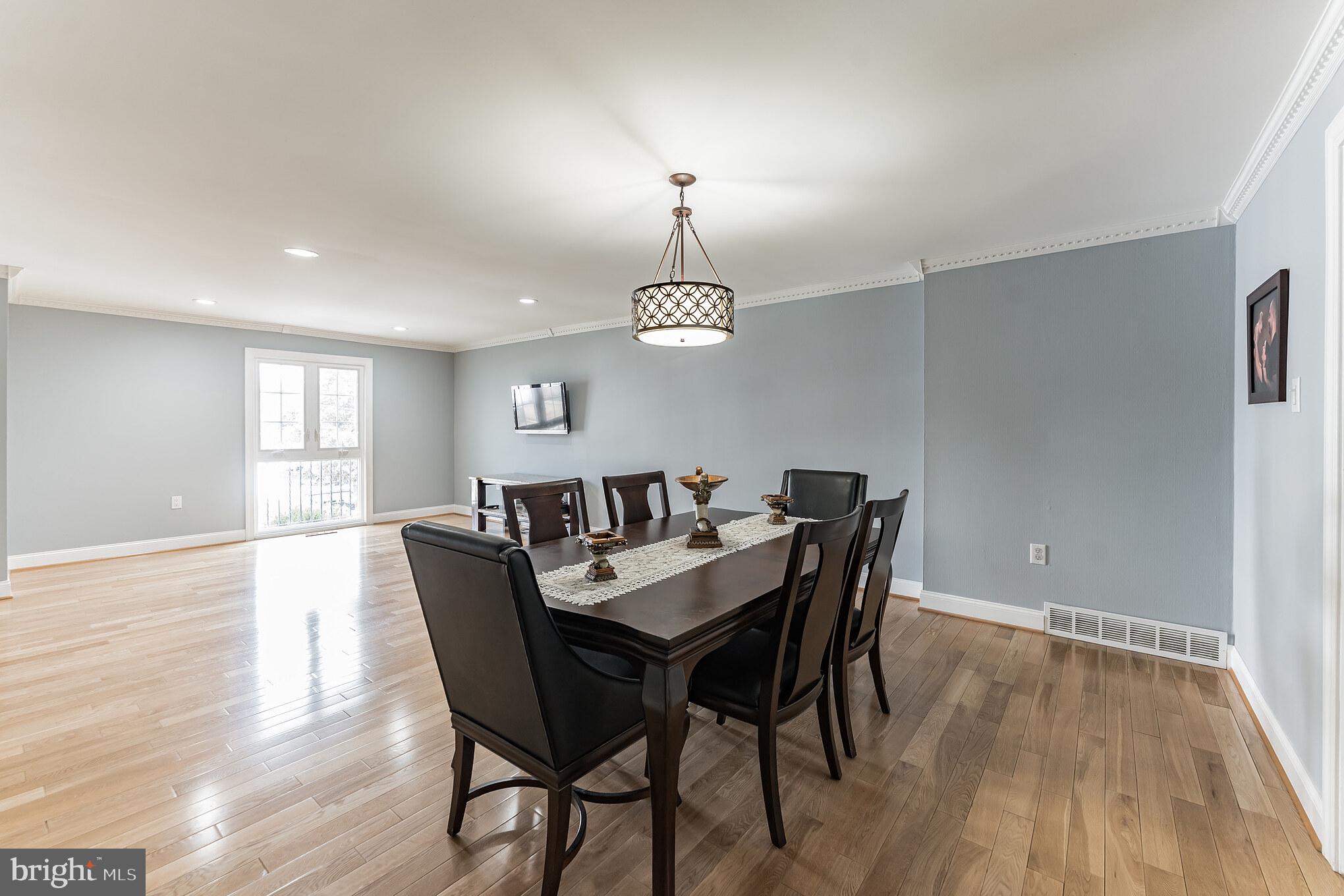 3238 Kilburn Road Philadelphia, PA 19114 - Photo 5 of 30 Gallery Image 5