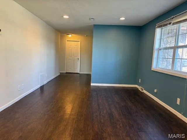 $234,900 | 30 Grainey Drive, Glen Carbon, IL 62034