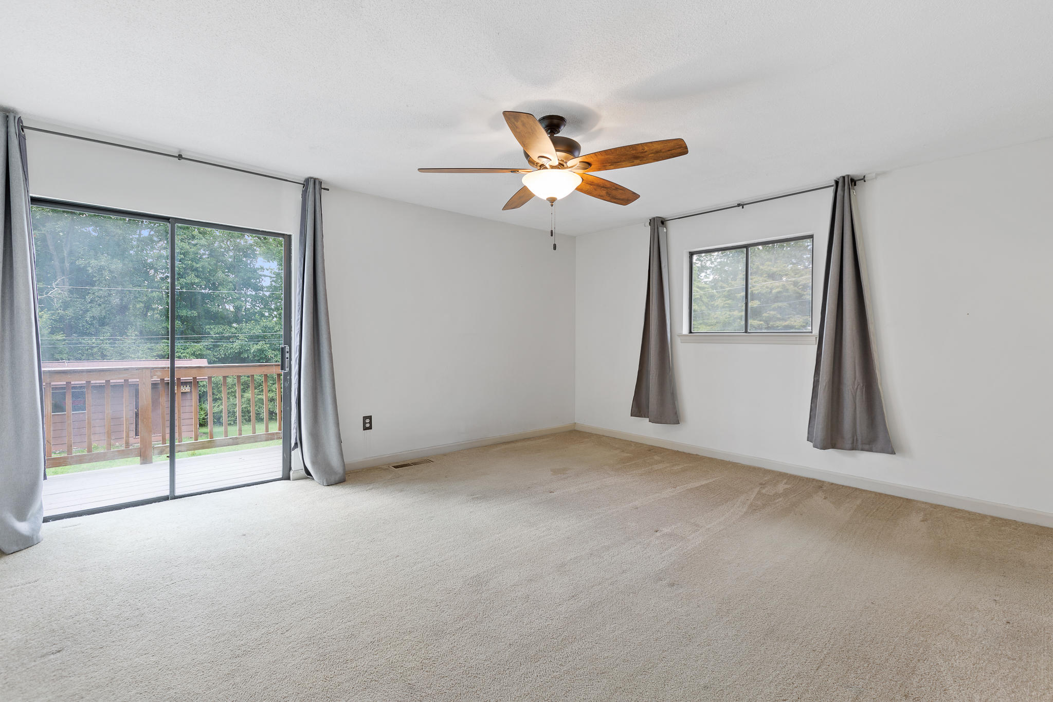 919 Shady Fork Road Chattanooga, TN 37421 - Photo 22 of 32 Master Bedroom