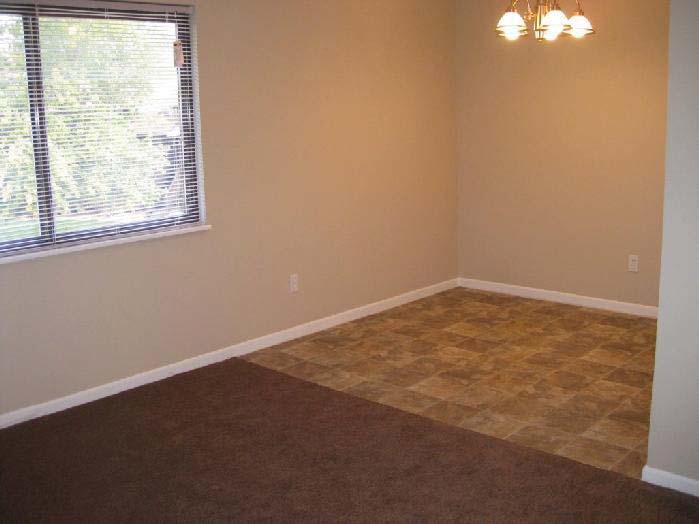 212 South Ivy Lane Butler, IN 46721 - Photo 8 of 11
