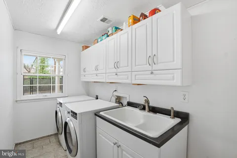 $642,000 | 12205 Firth Of Tae Drive, Fort Washington, MD 20744