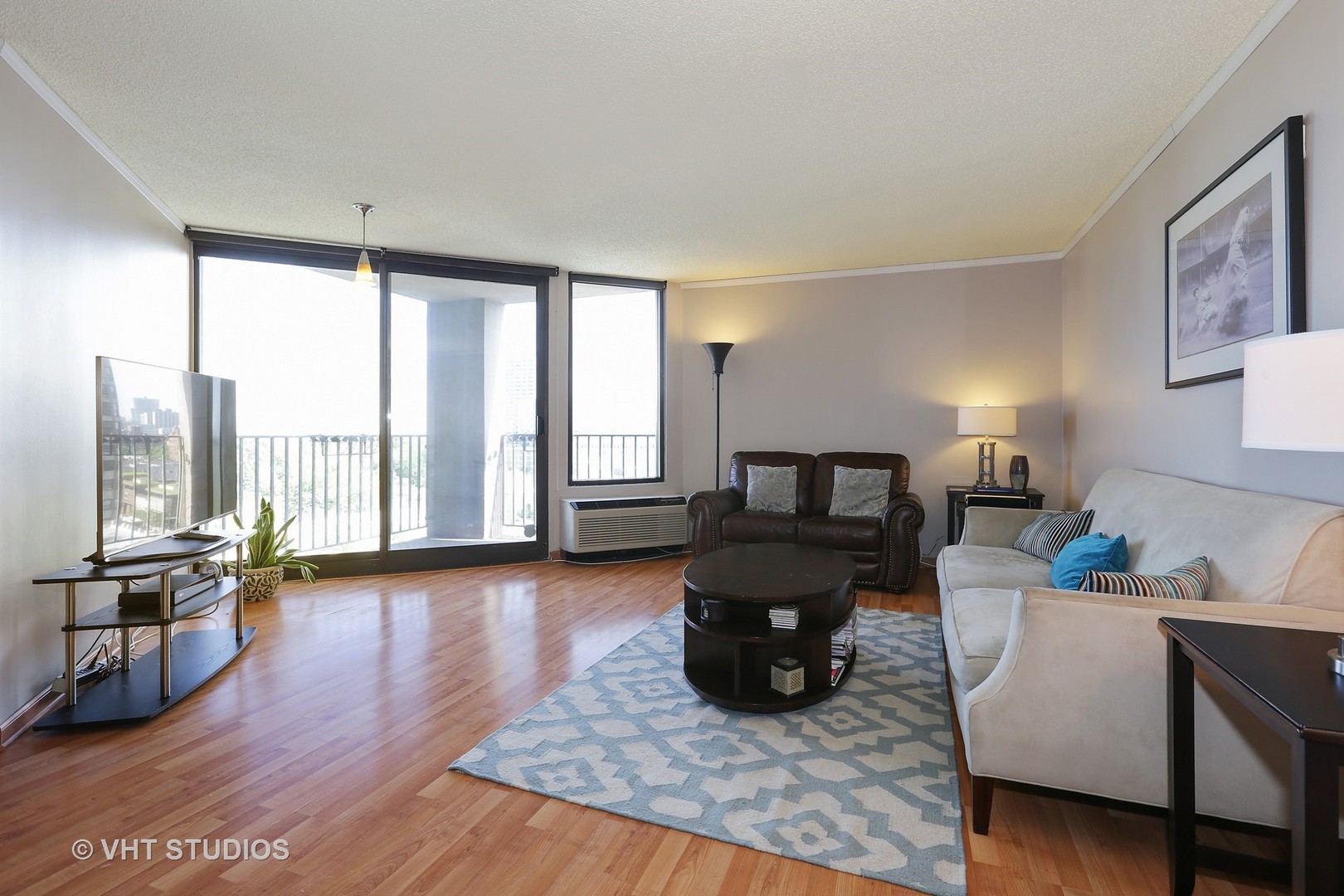 5320 North Sheridan Road, Unit 902 Chicago, IL 60640 - Photo 2 of 14
