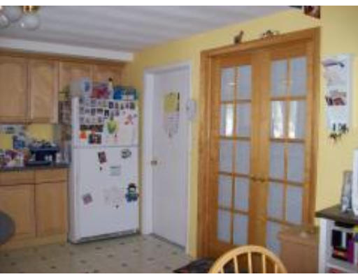 51 Clarissa Road Chelmsford, MA 01824 - Photo 5 of 9