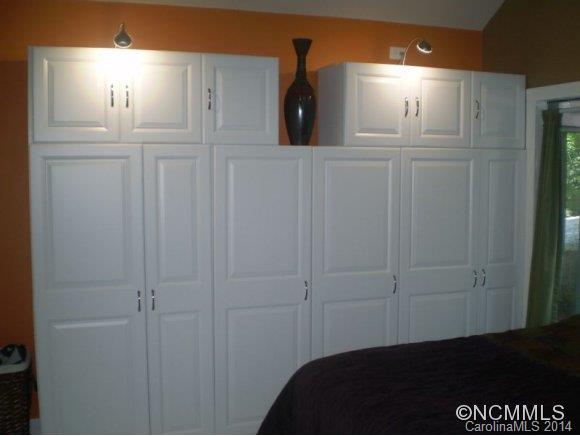 16 Firefly Road Whittier, NC 28789 - Photo 15 of 20 Gallery Image 15