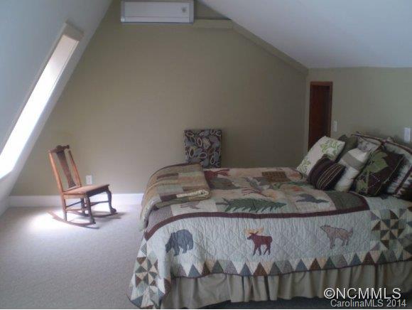16 Firefly Road Whittier, NC 28789 - Photo 17 of 20 Gallery Image 17