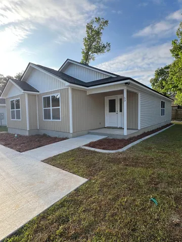 $2,000 | 57 Spokan Trail, Crawfordville, FL 32327