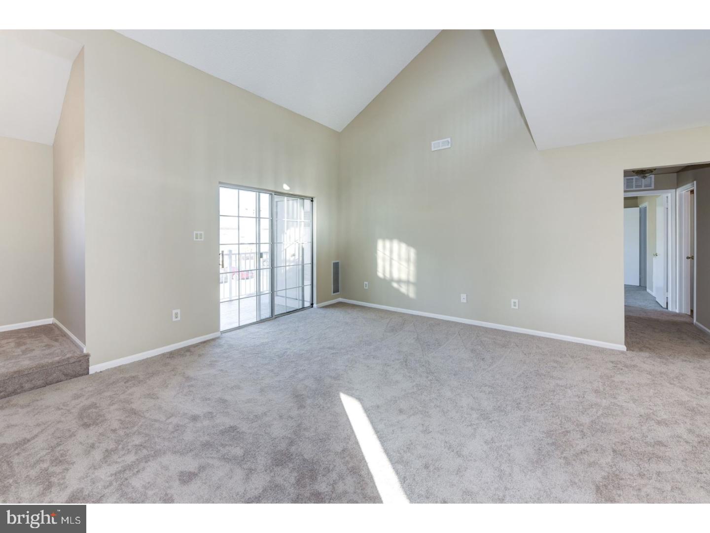 308 Wharton Road Mount Laurel, NJ 08054 - Photo 5 of 25